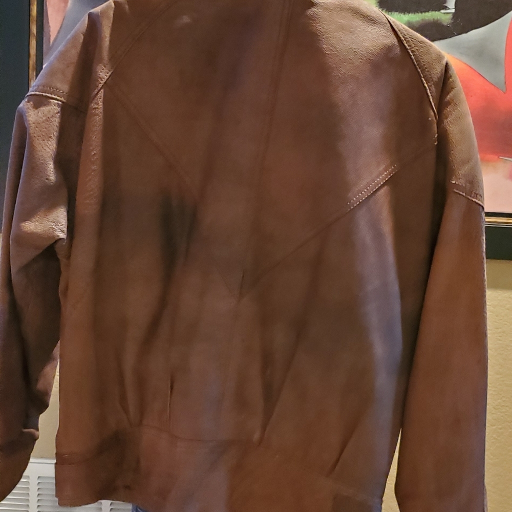 Leather jacket - Picture 4 of 4